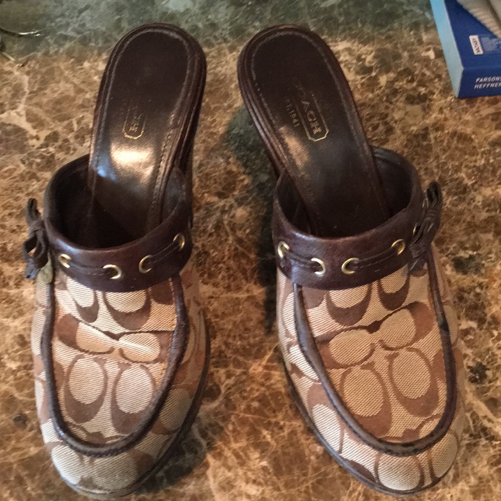 Coach wedges